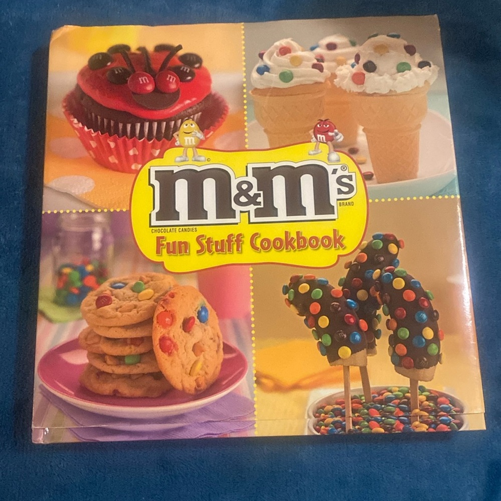 M&M’s Fun Stuff Cookbook.